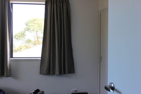 Photo of property in 28 Denver Avenue, Sunnyvale, Auckland, 0612