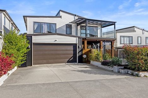 Photo of property in 16 Lime Hill Rise, Flat Bush, Auckland, 2019