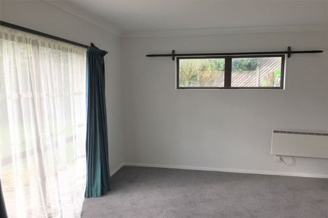 Photo of property in 2 Stephen Street, Tawa, Wellington, 5028