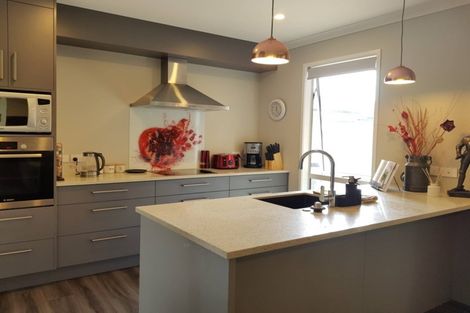 Photo of property in 4 Lakeside Terrace, Omokoroa, 3114