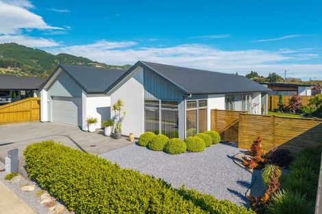 Photo of property in 114 Bateup Road, Hope, Richmond, 7020