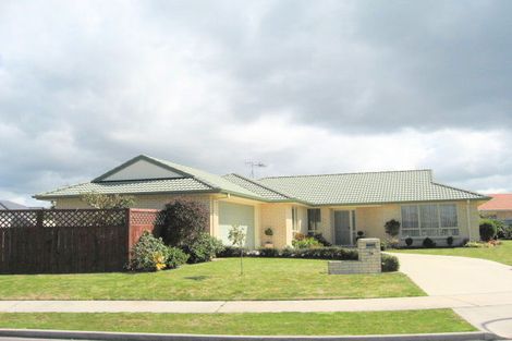 Photo of property in 28 Pirika Place, Papamoa Beach, Papamoa, 3118