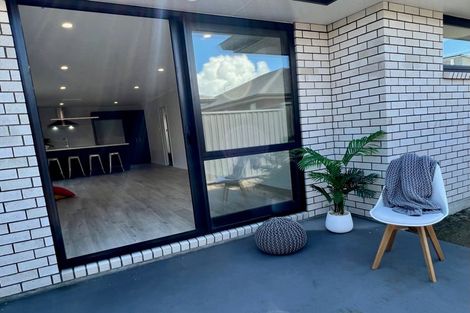 Photo of property in 14 Ash Lane, Omokoroa, 3114