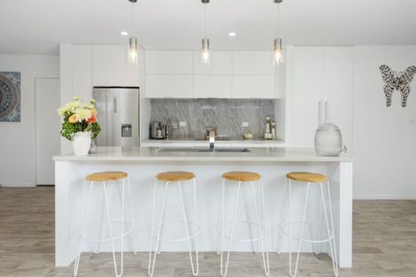 Photo of property in 34 Awataha Crescent, Pyes Pa, Tauranga, 3110