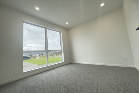 Photo of property in 6 Yellow Pear Lane, Karaka, 2578