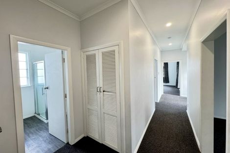 Photo of property in 1006 Tremaine Avenue, Roslyn, Palmerston North, 4414
