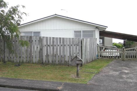 Photo of property in 7 Mirovale Place, Totara Vale, Auckland, 0629