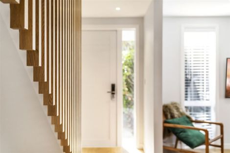 Photo of property in 39 Church Street, Winton, 9720