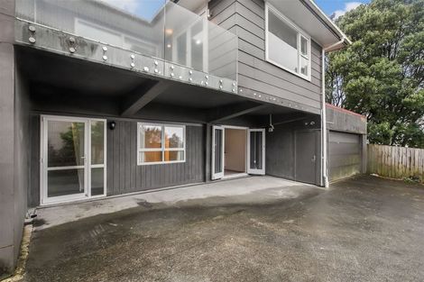 Photo of property in 561c Glenfield Road, Glenfield, Auckland, 0629