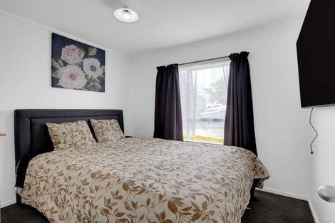 Photo of property in 33 Hyde Avenue, Nawton, Hamilton, 3200