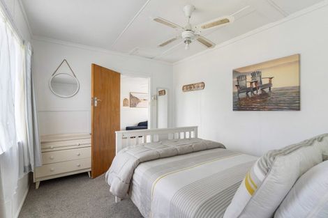 Photo of property in 114 Sylvia Road, Whangamata, 3620