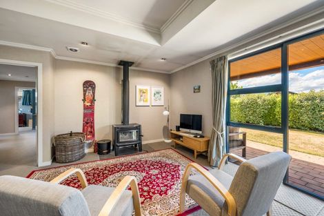 Photo of property in 2 Sherwin Avenue, Albert Town, Wanaka, 9305