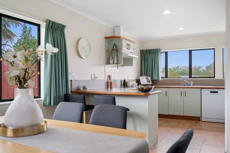 Photo of property in 73 Hodgkins Street, Pukehangi, Rotorua, 3015