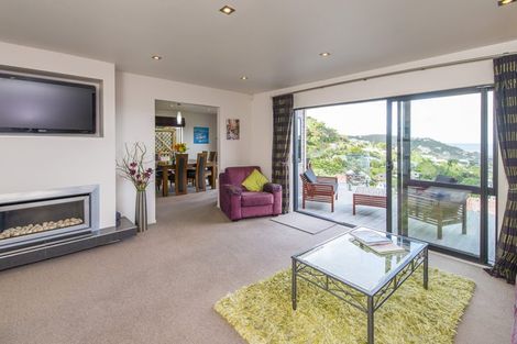 Photo of property in 7 Bay Lair Grove, Island Bay, Wellington, 6023