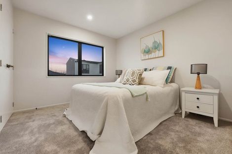 Photo of property in 30a Christmas Road, Manurewa, Auckland, 2102