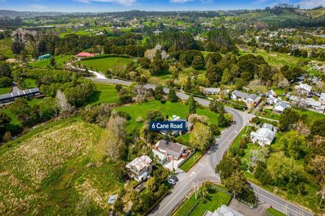 Photo of property in 6 Cane Road, Waimauku, 0812