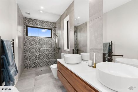 Photo of property in 1237 East Coast Road, Redvale, Albany, 0794