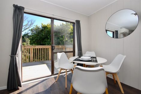 Photo of property in 2/47 Flaxdale Street, Birkdale, Auckland, 0626