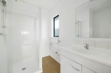 Photo of property in 10 Gransna Lane, East Tamaki, Auckland, 2013