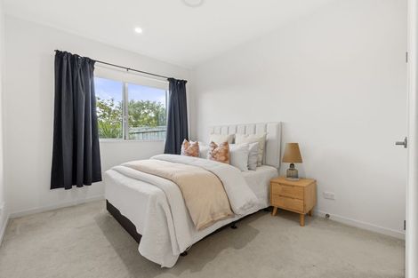 Photo of property in 12 Pommes Way, Silverdale, 0932