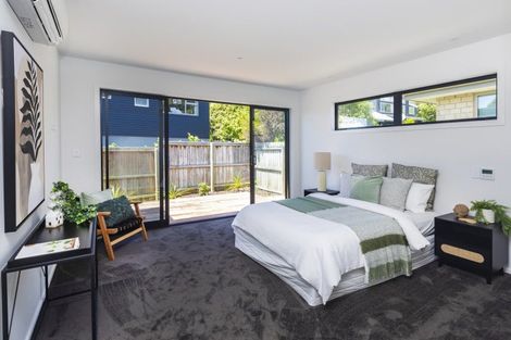 Photo of property in 17 Aratoro Place, Mount Pleasant, Christchurch, 8081