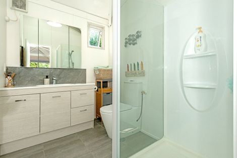 Photo of property in 86 Fortescue Street, Mahia, 4198