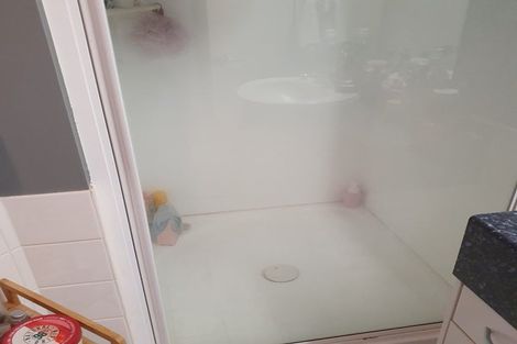 Photo of property in Grandstand Apartments, 4/80 Kent Terrace, Mount Victoria, Wellington, 6011