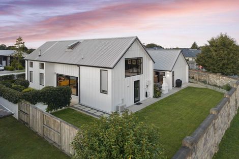 Photo of property in 16 Saint Thomas Avenue, Pyes Pa, Tauranga, 3112