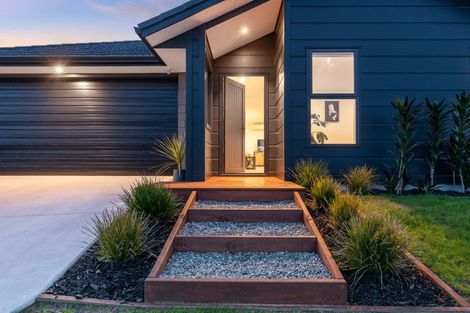 Photo of property in 15 Kotiate Street, Papamoa Beach, Papamoa, 3118