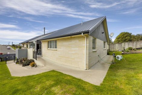 Photo of property in 4 Leven Street, South Hill, Oamaru, 9400