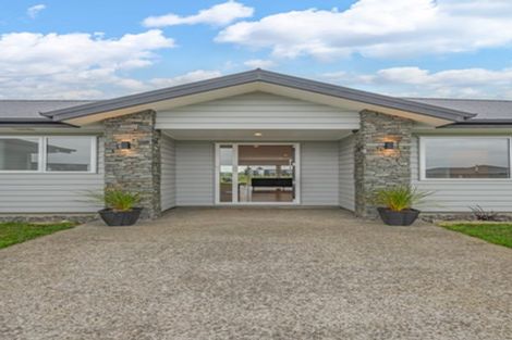 Photo of property in 455e Taonui Road, Colyton, Feilding, 4775