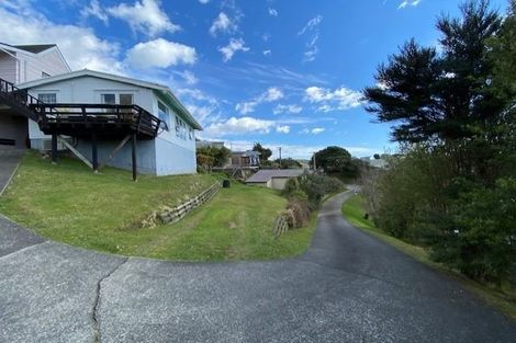 Photo of property in 21 Bayview Road, Paremata, Porirua, 5024