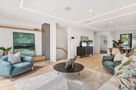 Photo of property in 116c Oaktree Avenue, Browns Bay, Auckland, 0630