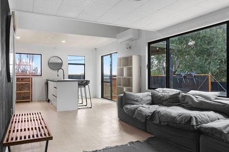 Photo of property in 7 Bush Point Road, Cable Bay, 0420