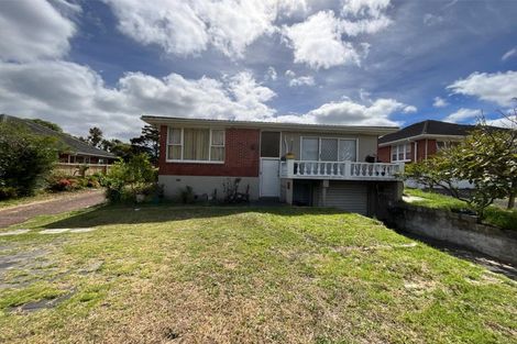 Photo of property in 1/204 Edmonton Road, Te Atatu South, Auckland, 0610