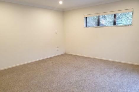 Photo of property in 28 Lomas Way, Albany, Auckland, 0632