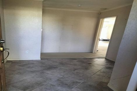 Photo of property in 13 Riplington Road, Huntington Park, Auckland, 2013