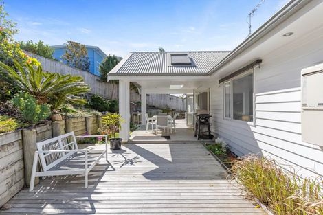 Photo of property in 26 Kotanui Avenue, Army Bay, Whangaparaoa, 0930
