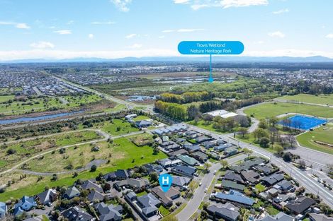 Photo of property in 26 Blue Gum Place, New Brighton, Christchurch, 8083