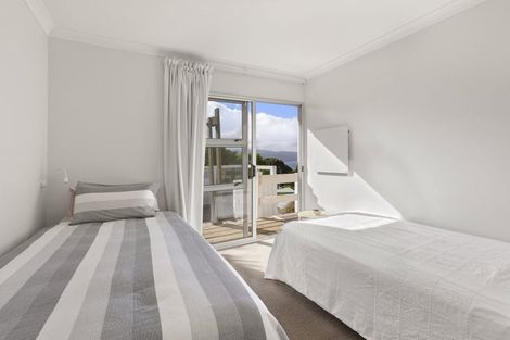 Photo of property in 25a Houghton Bay Road, Houghton Bay, Wellington, 6023