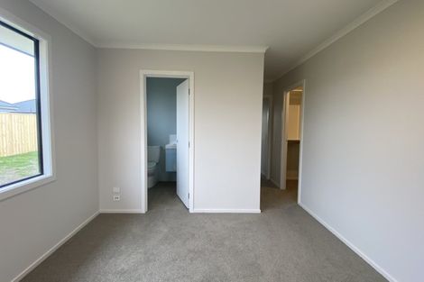 Photo of property in 14 Feltham Street, Hunterville, 4730