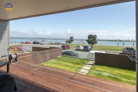 Photo of property in 212/7 Humber Street, Pandora, Napier, 4110