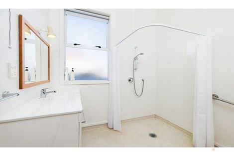 Photo of property in 12 Harris Street, Waimate, 7924