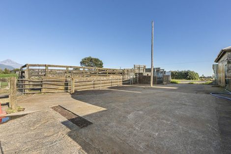 Photo of property in 37 Upper Pitone Road, Pitone, New Plymouth, 4374