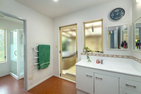 Photo of property in 1789 State Highway 2, Kaitoke, Upper Hutt, 5018