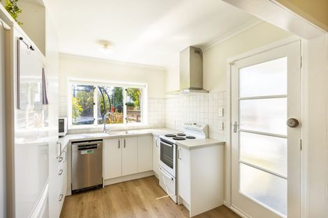 Photo of property in 4b Te Uruhi Grove, Paraparaumu, 5032