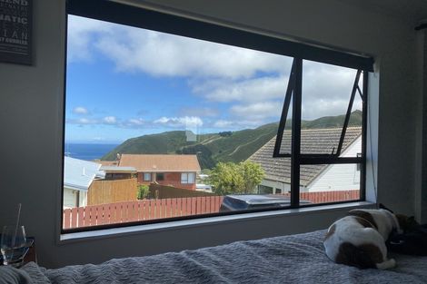 Photo of property in 79 Frobisher Street, Island Bay, Wellington, 6023