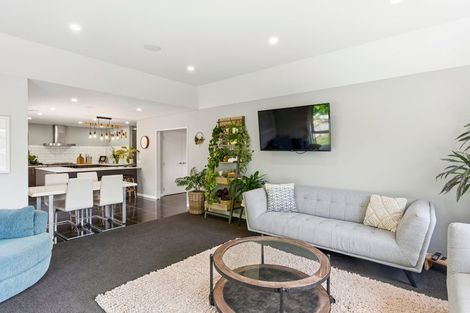 Photo of property in 8 Otupoa Way, Paraparaumu, 5032