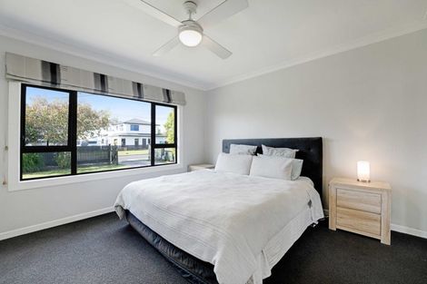 Photo of property in 1/20 Bunnythorpe Road, Papakura, 2110