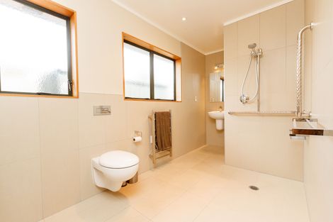 Photo of property in 7a Palm Avenue, Hokowhitu, Palmerston North, 4410